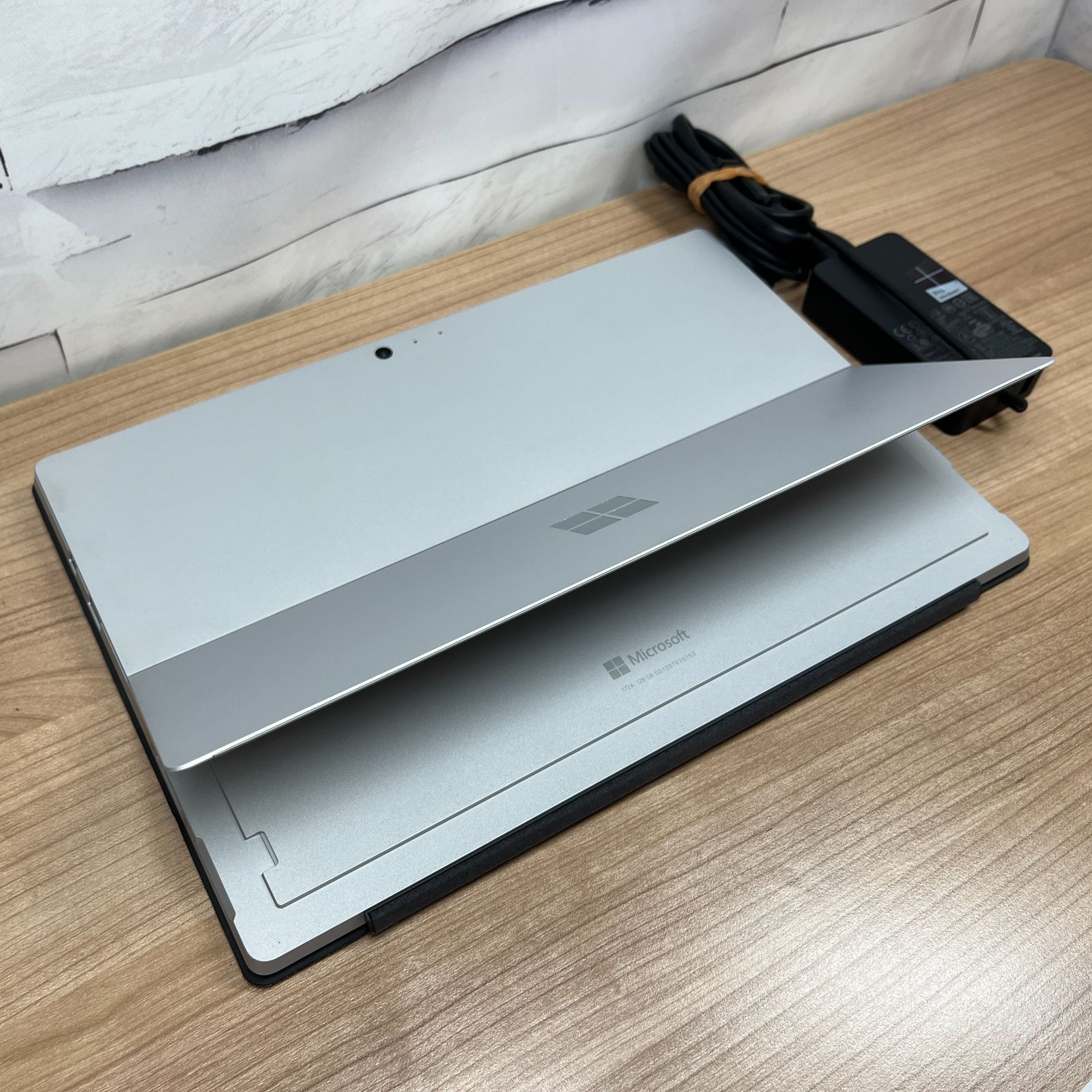 タブレット 超美品＞0526 Surface Pro キーボード Office2024 