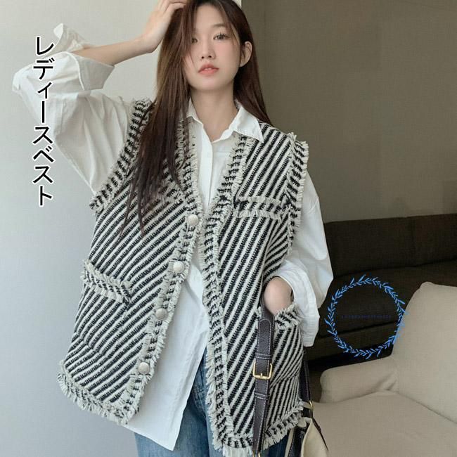 【バーバリーロンドン】ダウンベスト フード付き　ベージュ バーバリーロンドン】ダウンベスト フード付き ベージュ Burberry