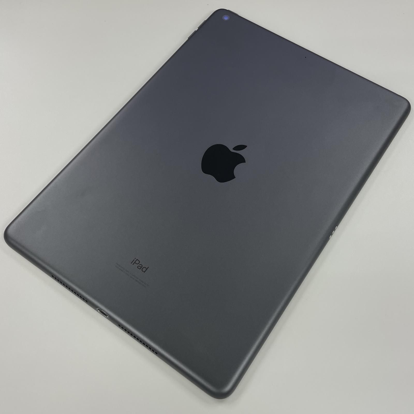 iPad 第8世代Wi-Fiモデル（A2270） 32GB スペースグレー iPad 第8世代 Wi-