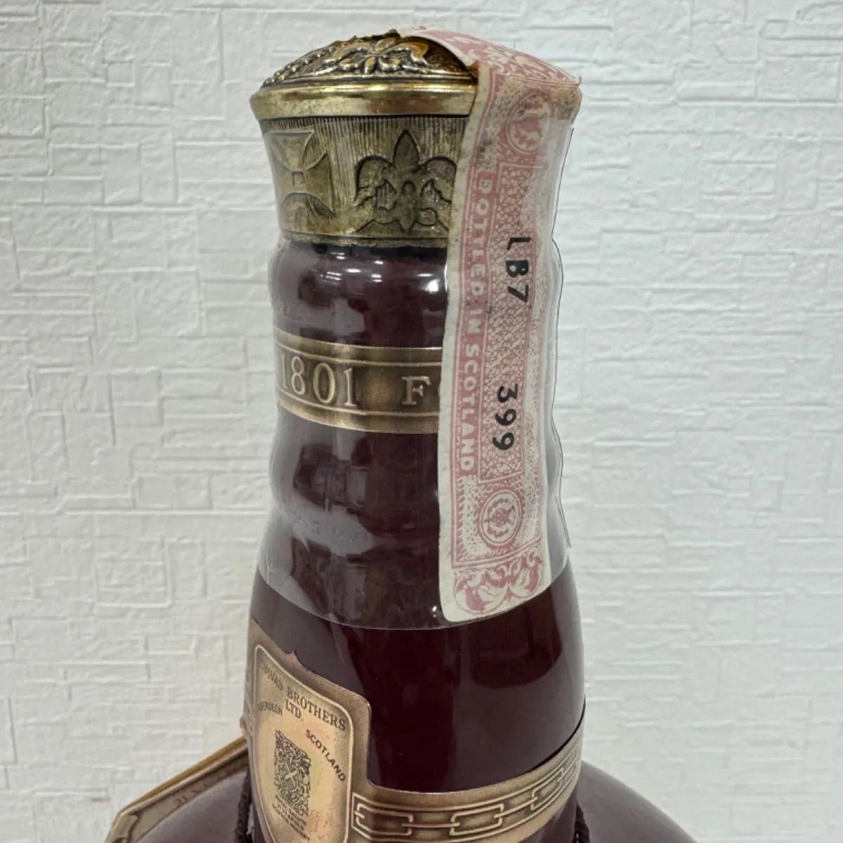 酒【満20歳以上】 CHIVAS ROYAL SALUTE 21 YEARS OLD SCOTCH 酒【満20歳以上】 CHIVAS ROYAL SALUTE 21 YEARS OLD SCOTCH
