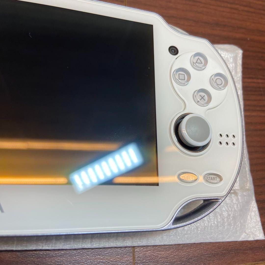  PSVita 1000 本体 クリスタル ホワイト 3974 本体 PS Vita(ヴィータ)