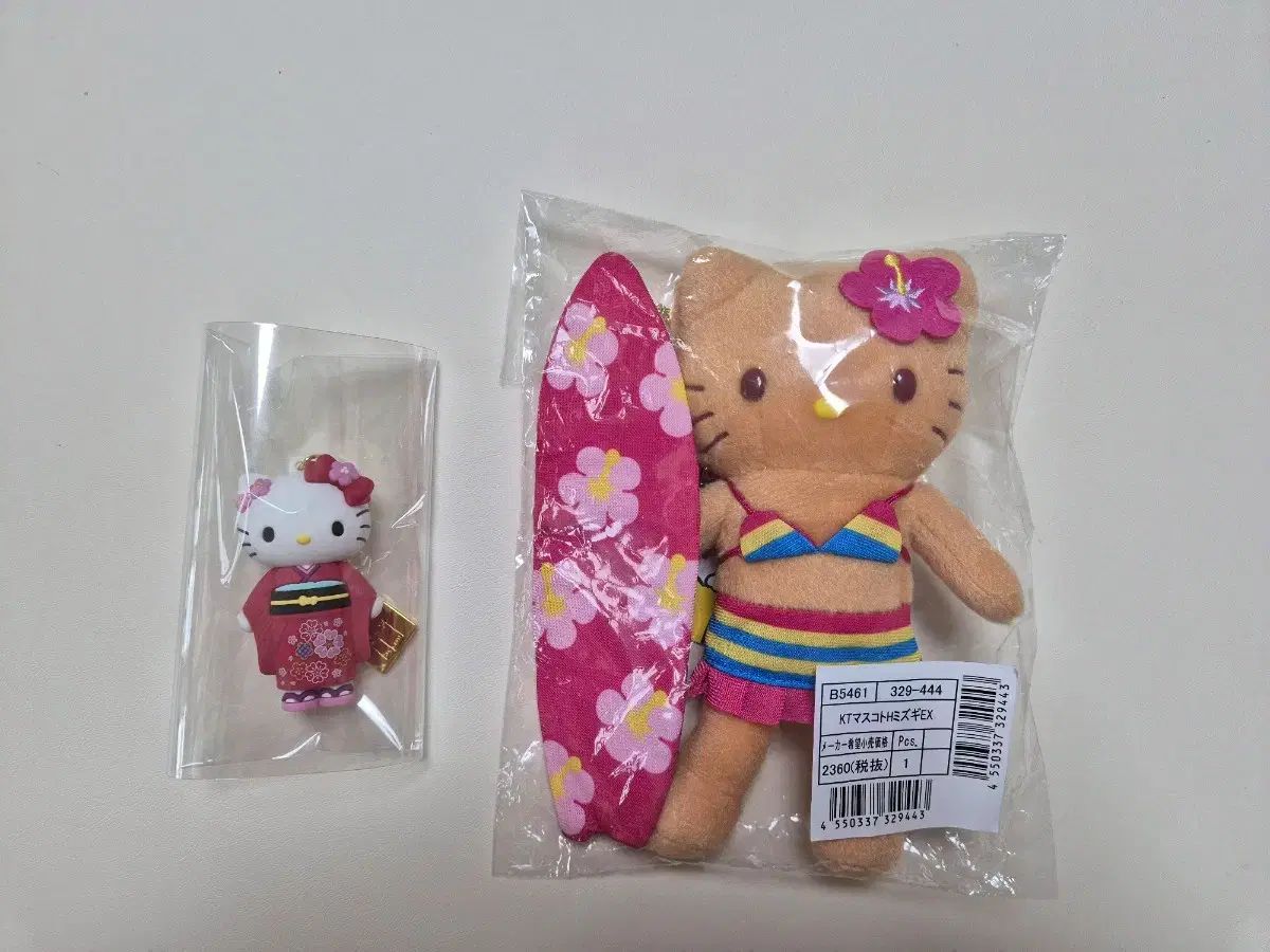 キ*イ様 ハローキティ サーフィンファンキー キーホルダー ハロー