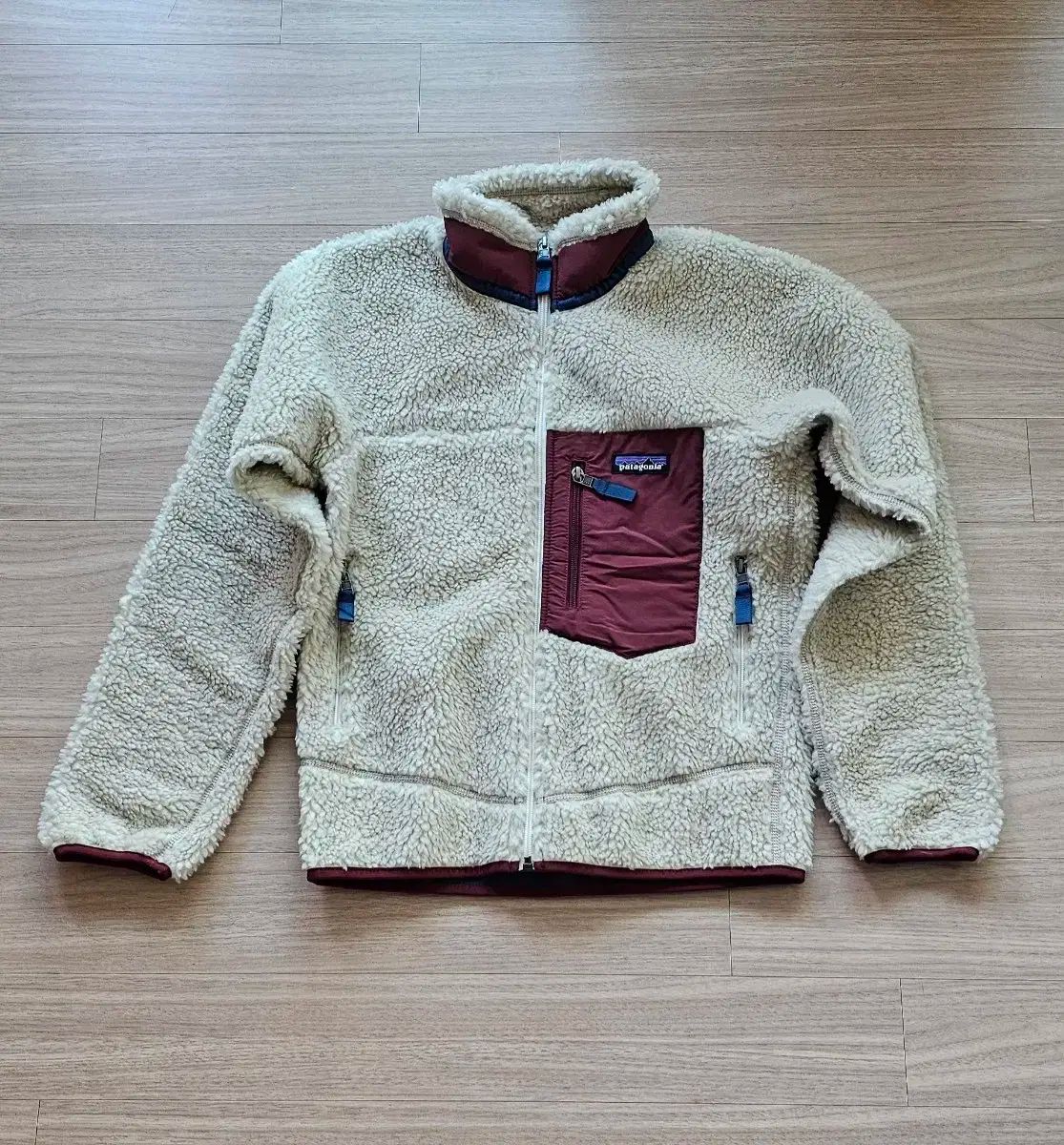 本物 ギフト Patagonia パタゴニア フリース|ポーグル ブルゾン