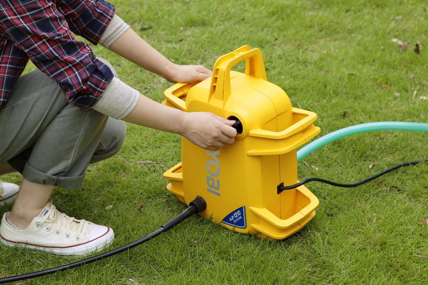 京セラ(Kyocera) 旧リョービ 高圧洗浄機 AJP-1210水の力を調整して、丁寧に洗車から強力に外壁清掃まで 最大許容圧力8Mpa 京セラ(Kyocera) 旧リョービ 高圧洗浄機 AJP-1210水の力を調整して