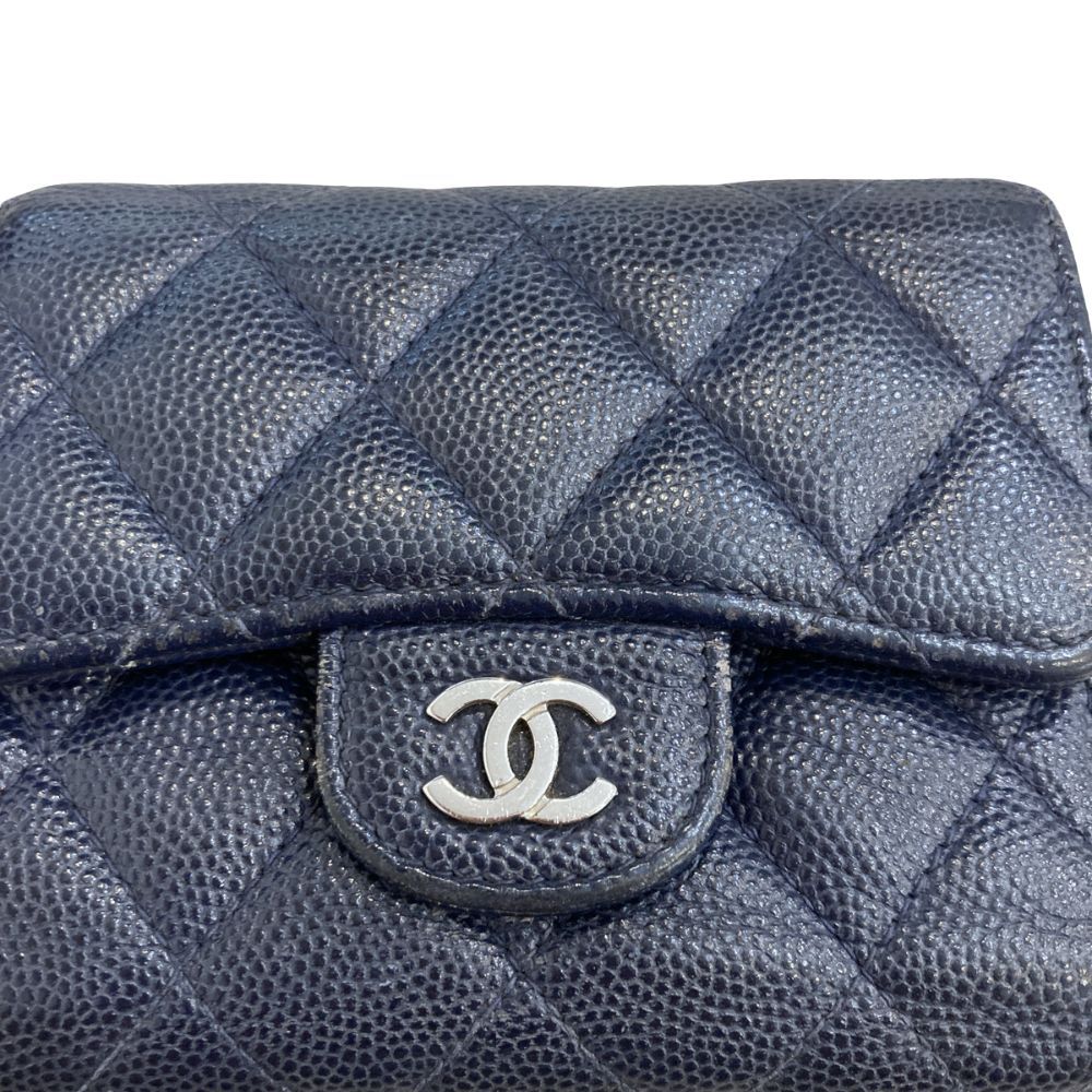良品 CHANEL シャネル マトラッセ キャビアスキン ココマーク 三