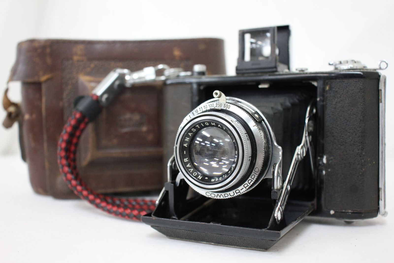 訳あり品 ツァイスイコン Zeiss Ikon Ikonta NOVAR-ANASTIGMAT 7.5cm F3.5 ケース付き 蛇腹カメラ e2792