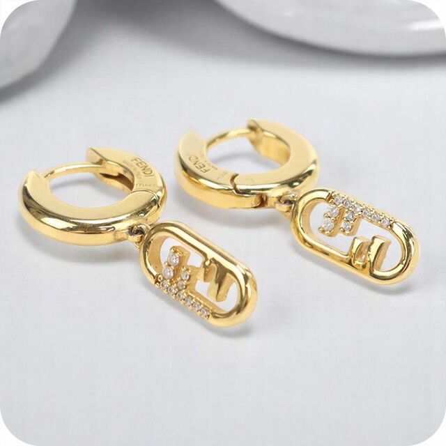 フェンディ ピアス レディース FE89824 FFロゴ - メルカリ 