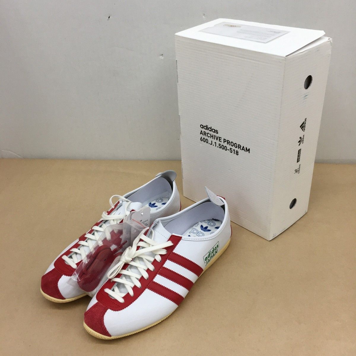 未使用 adidas JAPAN ARCHIVE PROGRAM FV9697 サイズ27cm【WS920-003 