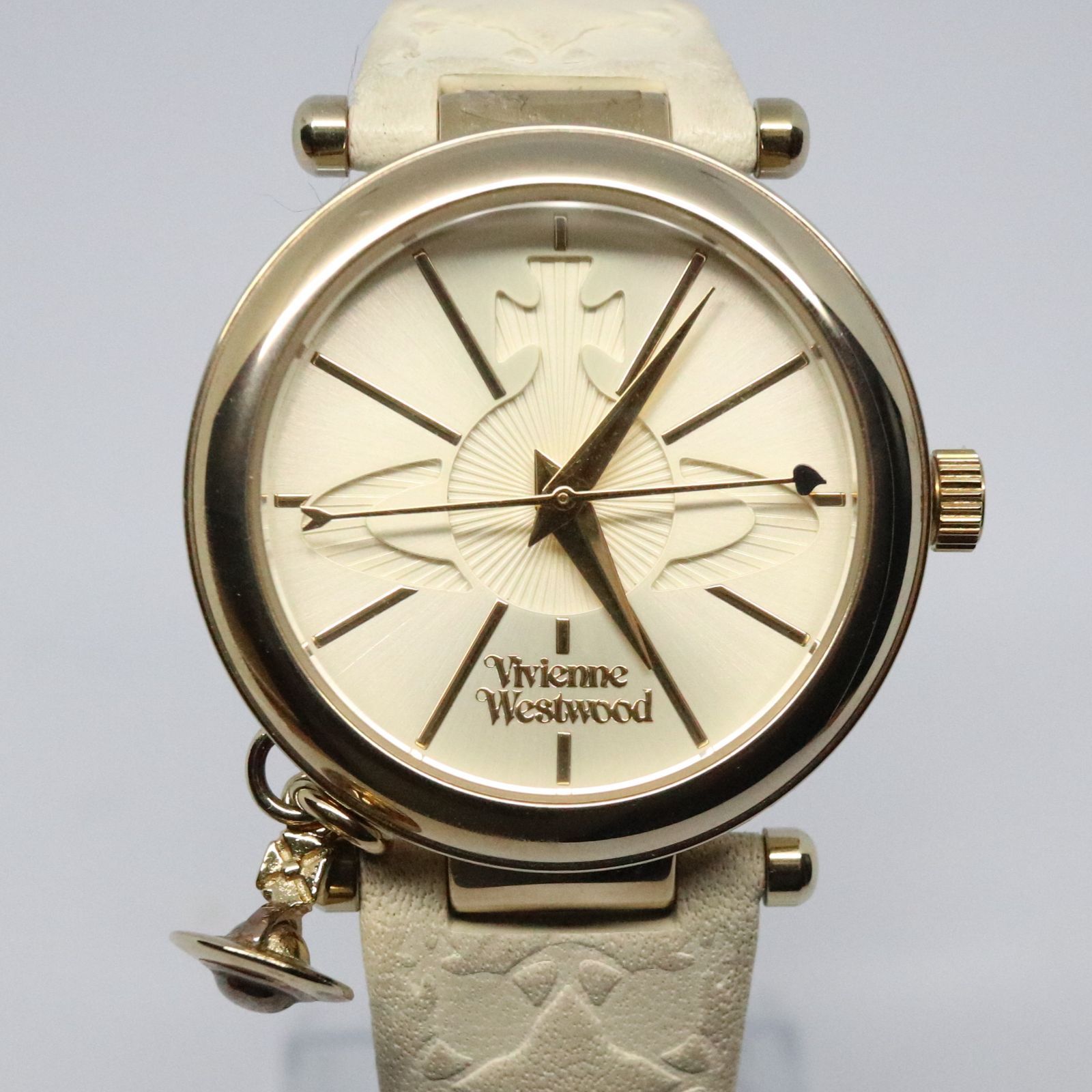 稼働品】VIVIENNE WESTWOOD ヴィヴィアンウエストウッド 箱付 レディス