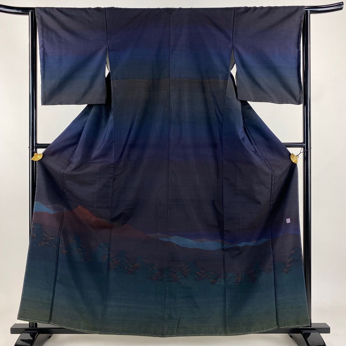 訪問着 身丈160.5cm 裄丈64.5cm M 袷 曽根武勇 紬地 落款 山 松 紫 正絹
