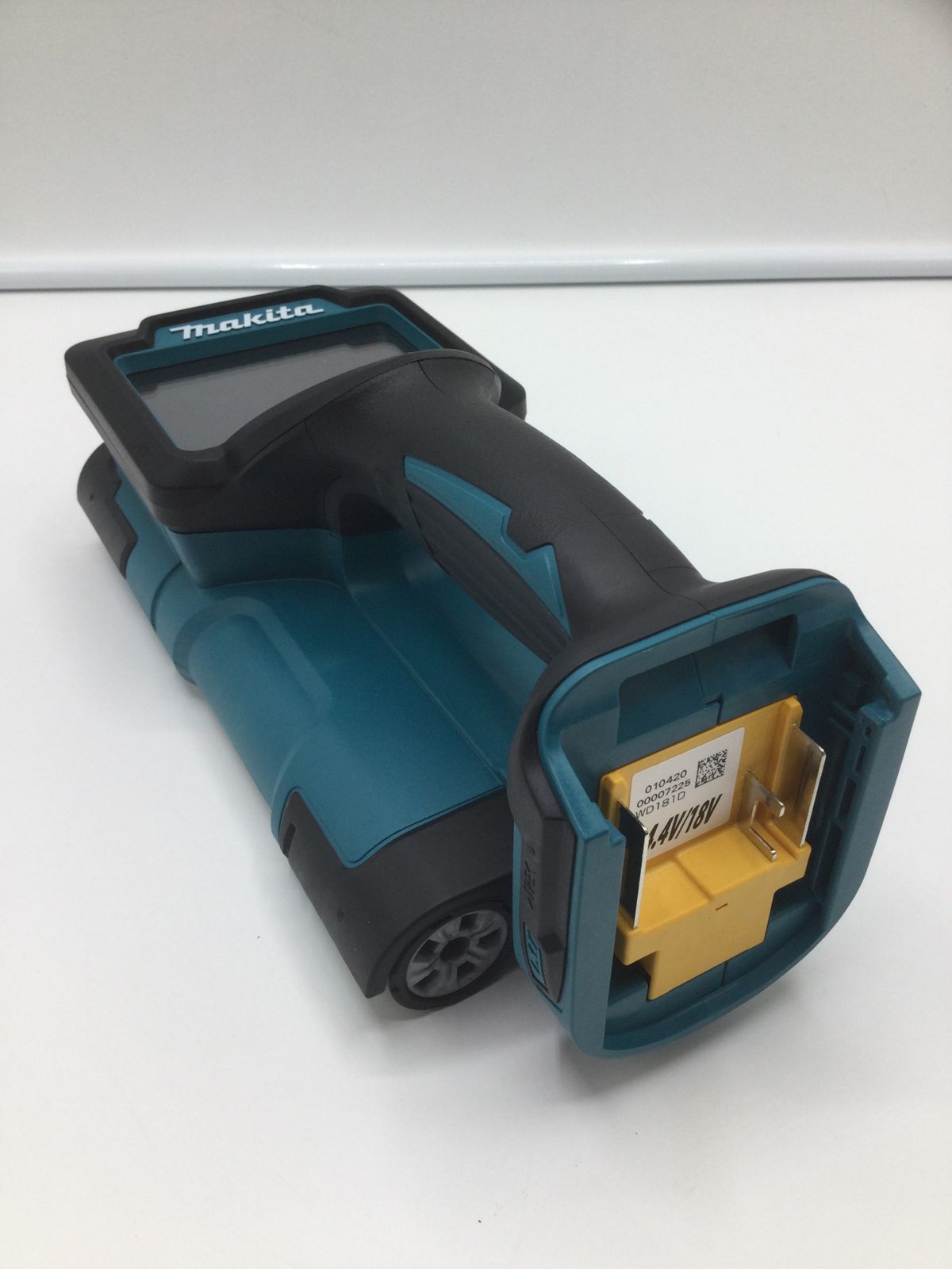 【領収書発行可】☆Makita/マキタ 18/14.4v充電式ウォールディテクタ WD181DZK [ITLVWG3CTUEU][エコツール岡崎岩津店]