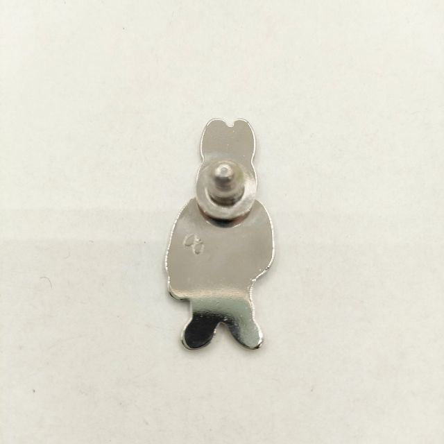 ミナペルホネン ⚮̈﻿ バッジ ブローチ mina perhonen fun rabbit ピンブローチ ピンバッジ ブローチ