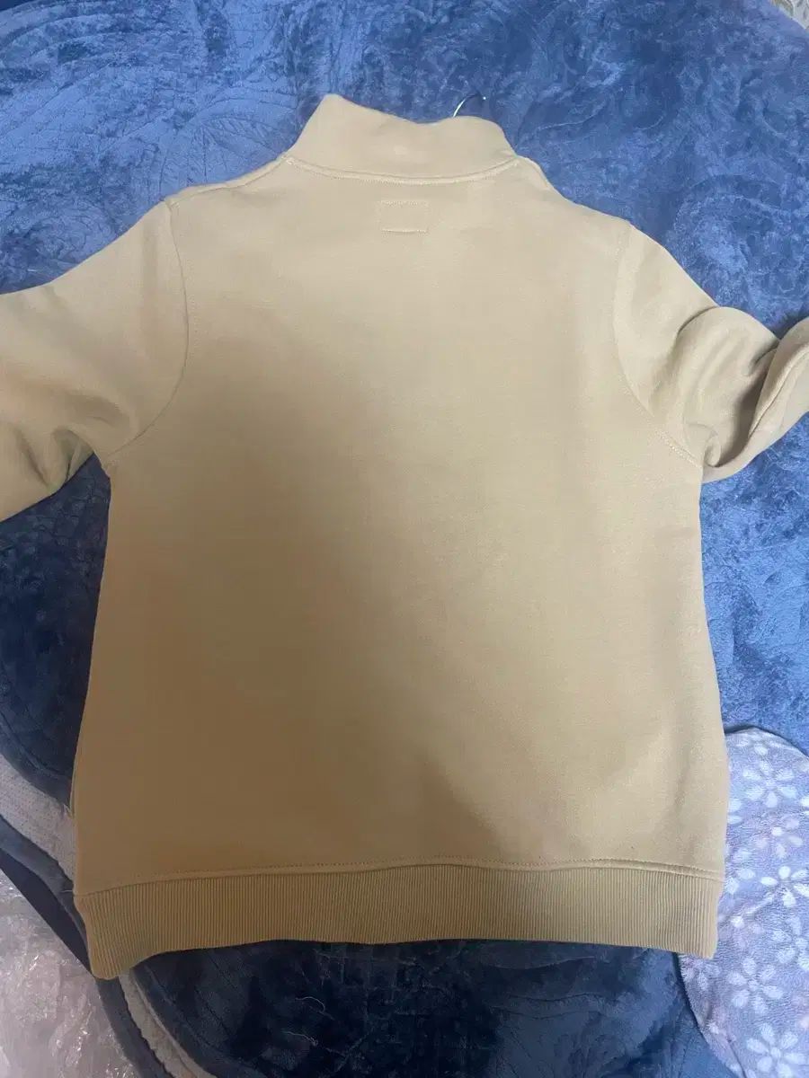 ステューシー ハーフジップアップ