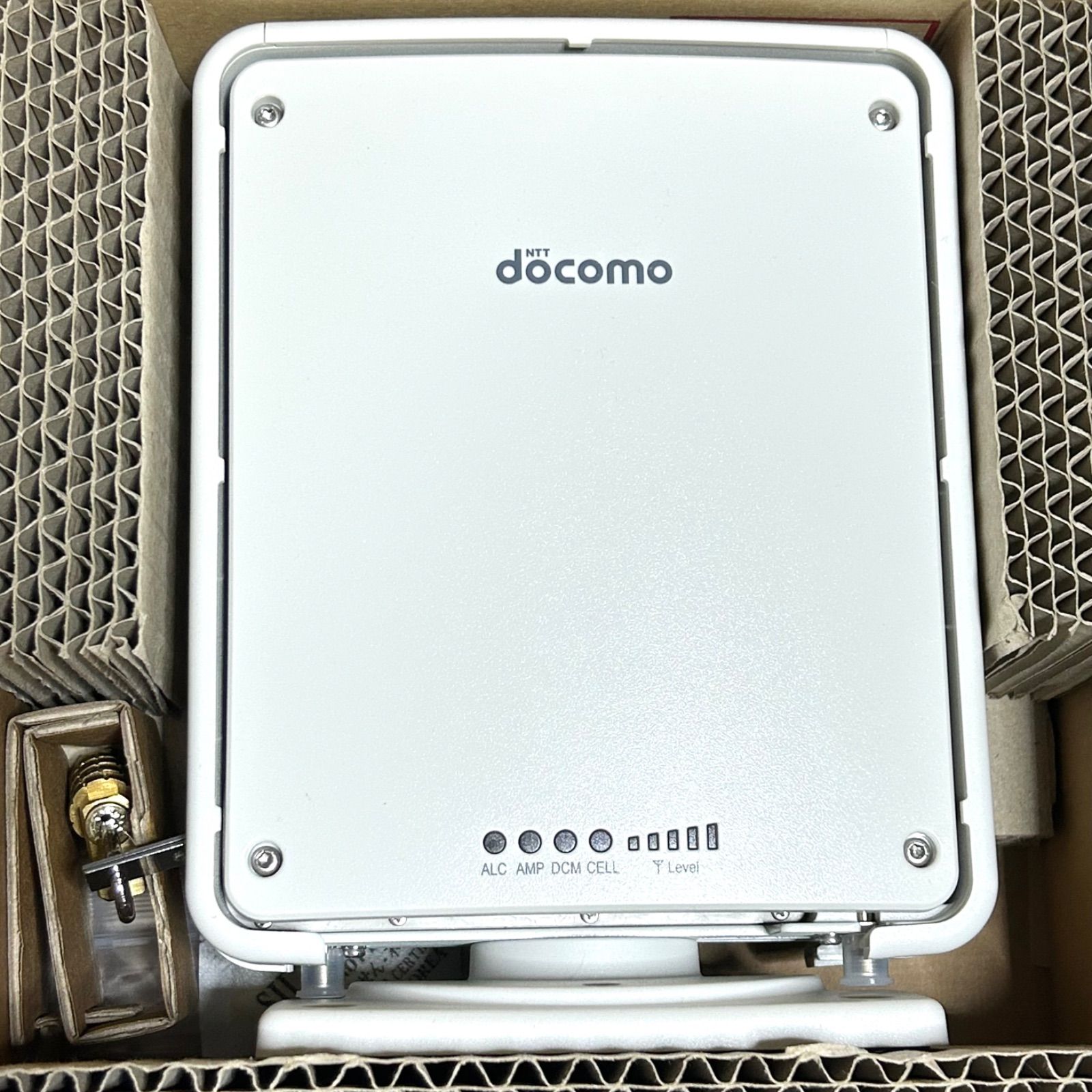 ドコモ TB‑2033形 レピーター 中継器 docomo A0425