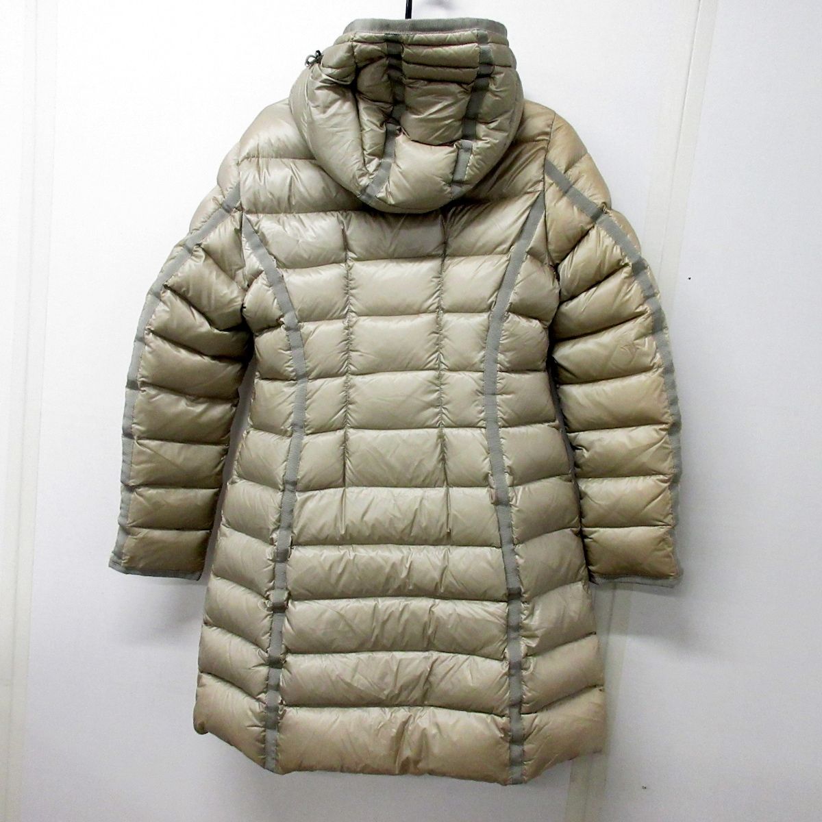 MONCLER(モンクレール) ダウンコート サイズ3 L レディース HERMINE 