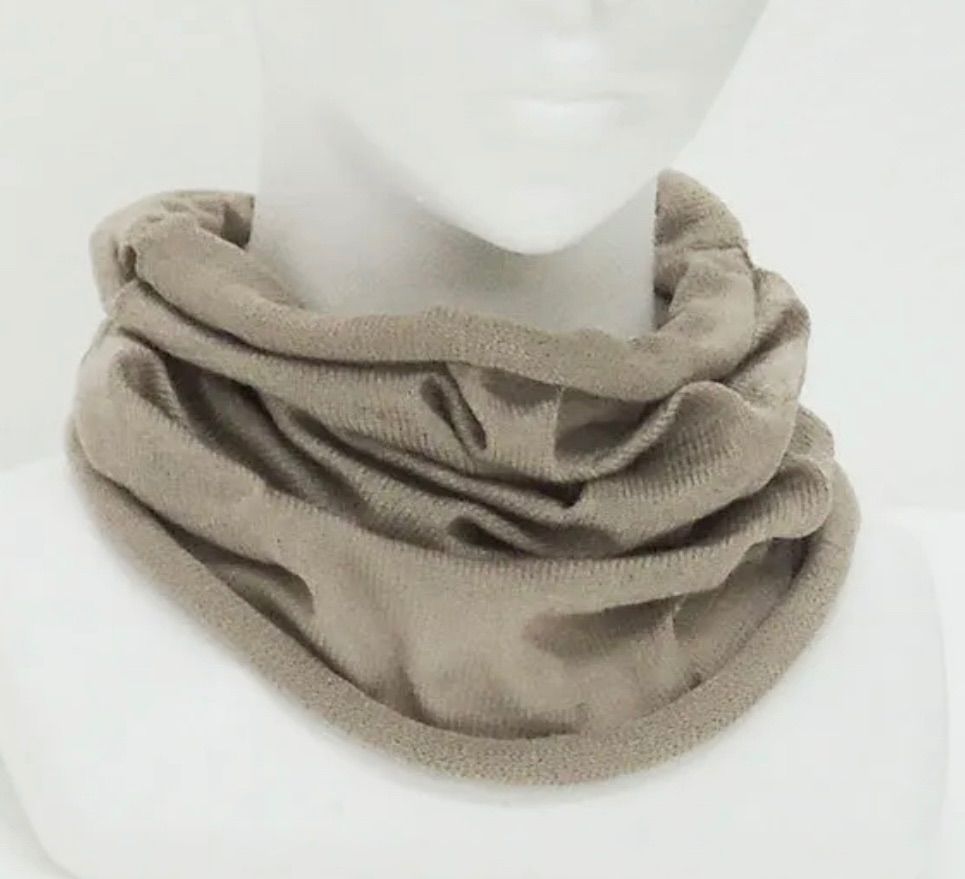 フェラガモ リアルファースカーフ セレブマフラー ふわふわ希少カラー