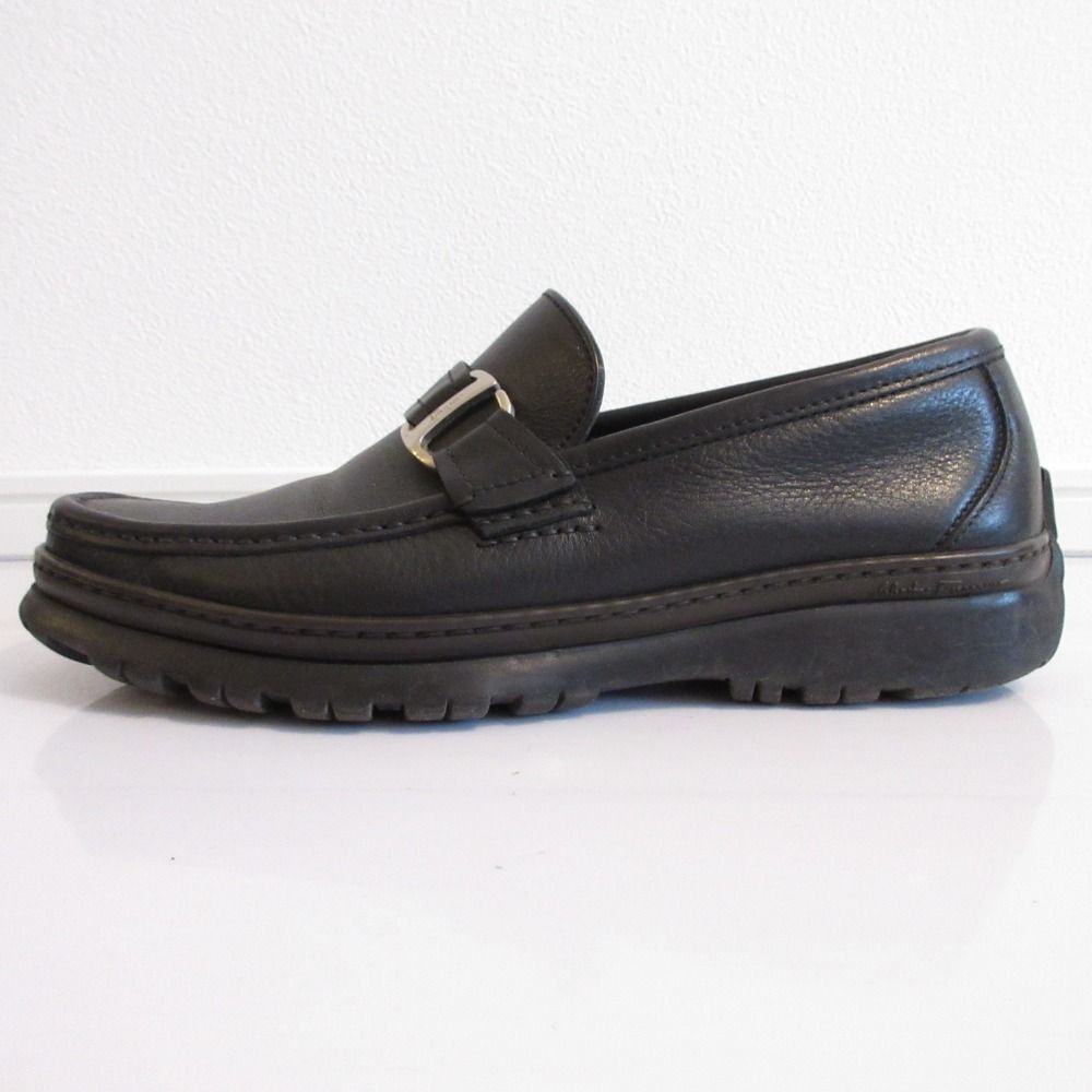 Salvatore Ferragamo ブラックローファー 6EE 未使用 美品✨️】Ferragamo ダブルガンチーニローファー ブラック