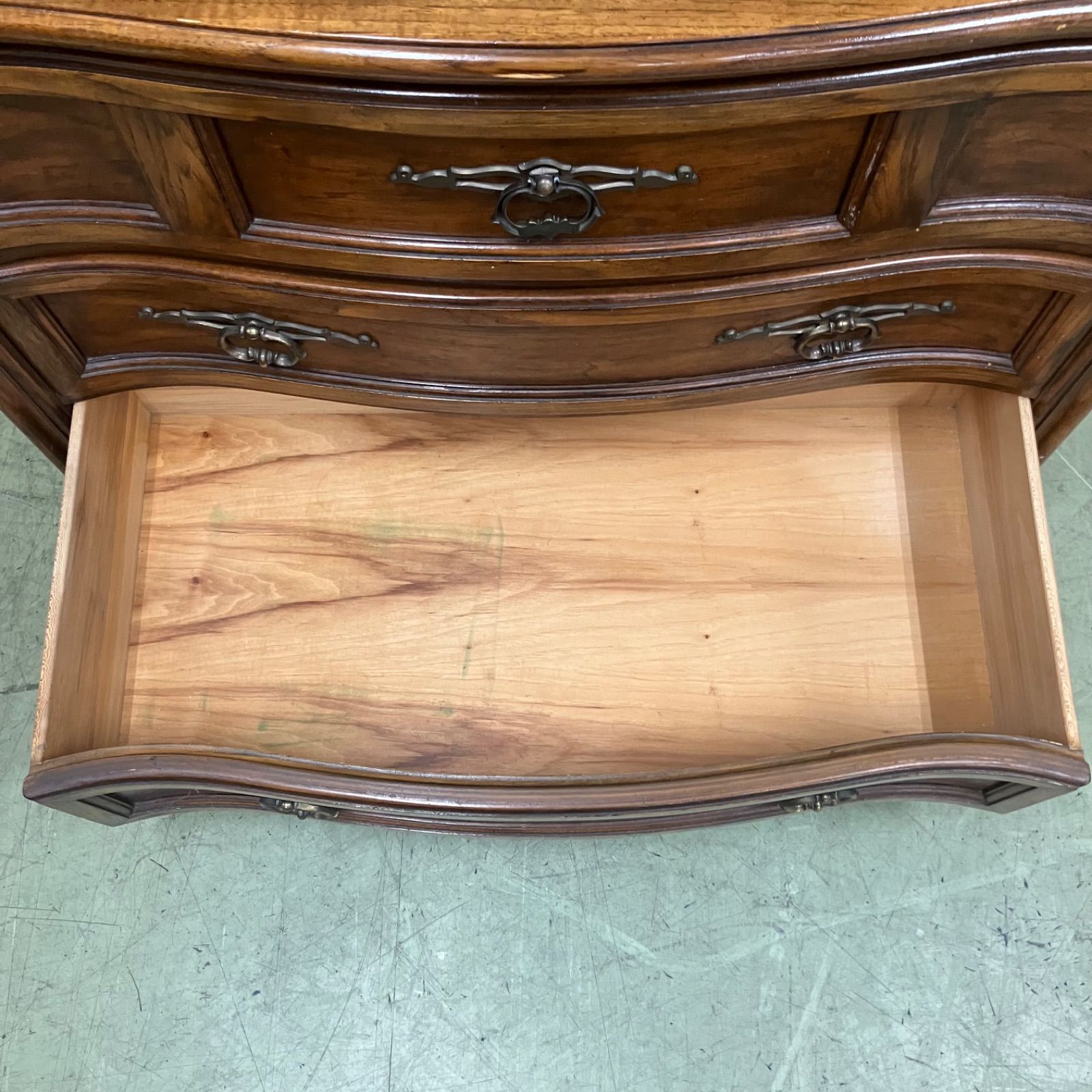 引き出し収納 直接