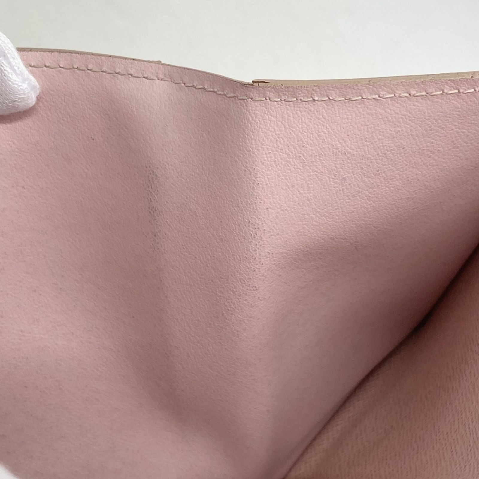 Vuitton
