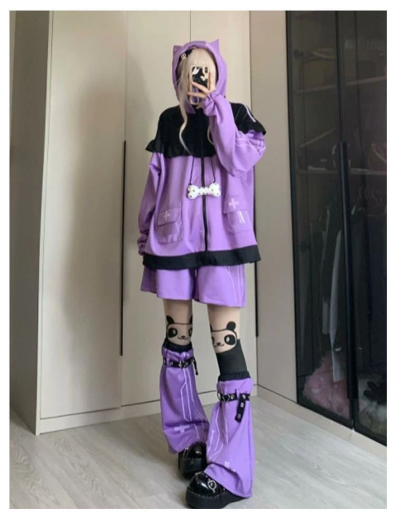 卍