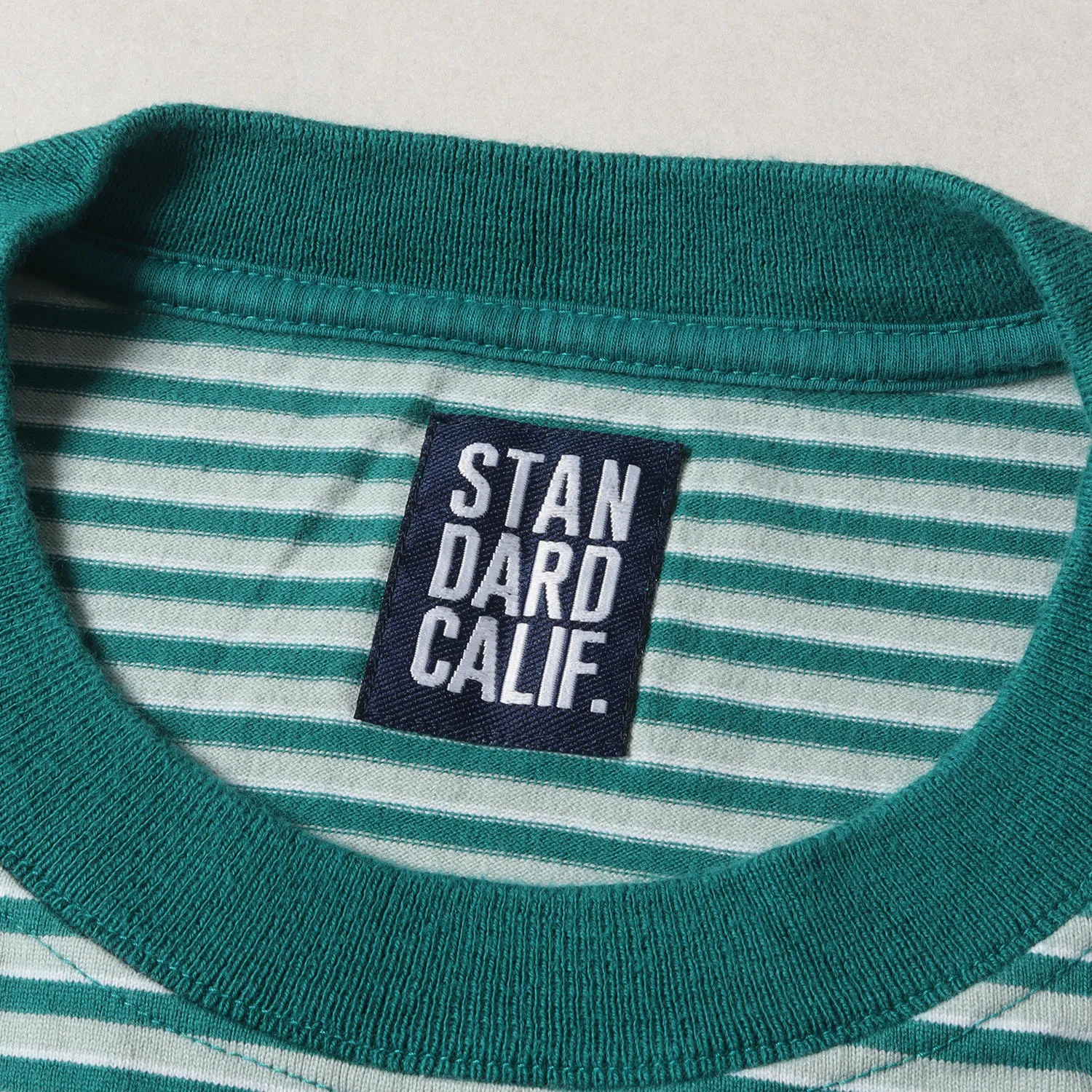 美品 STANDARD CALIFORNIA スタンダードカリフォルニア Tシャツ サイズ 