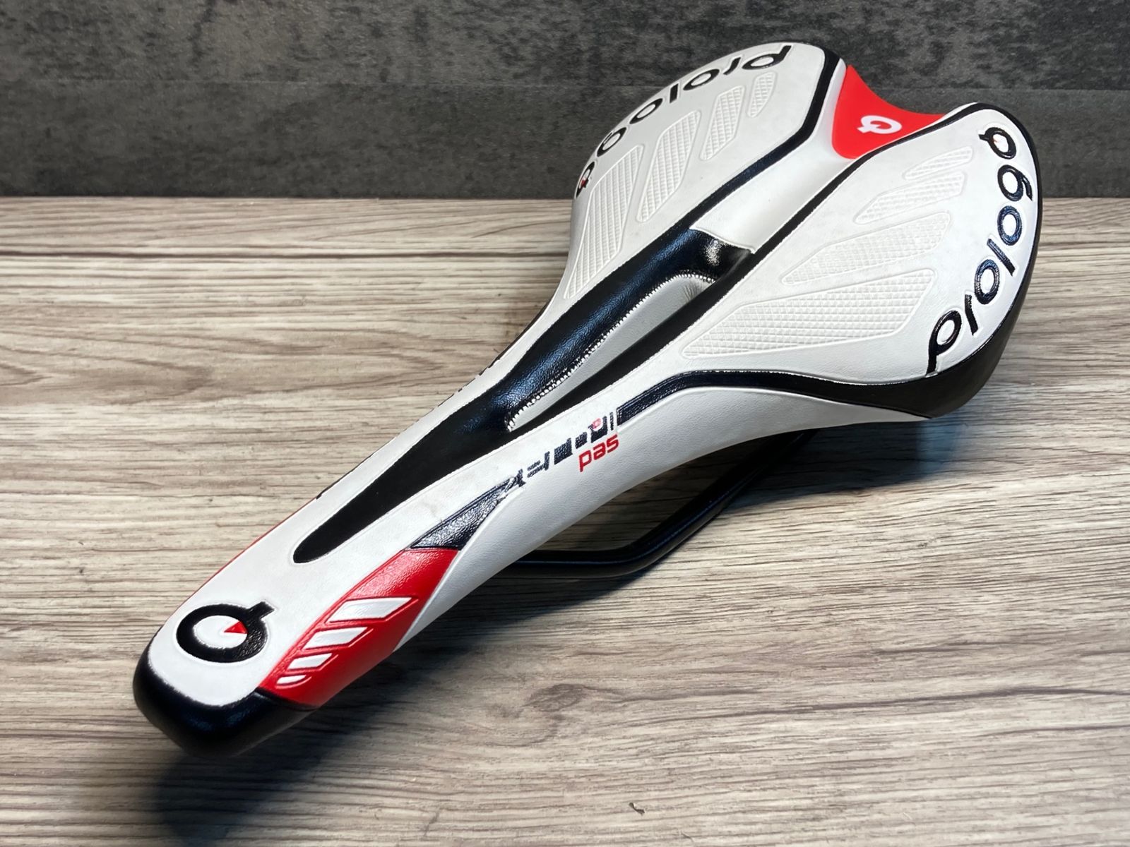 prologo プロロゴ サドル ZERO ゼロ TRI パス CPC prologo プロロゴ