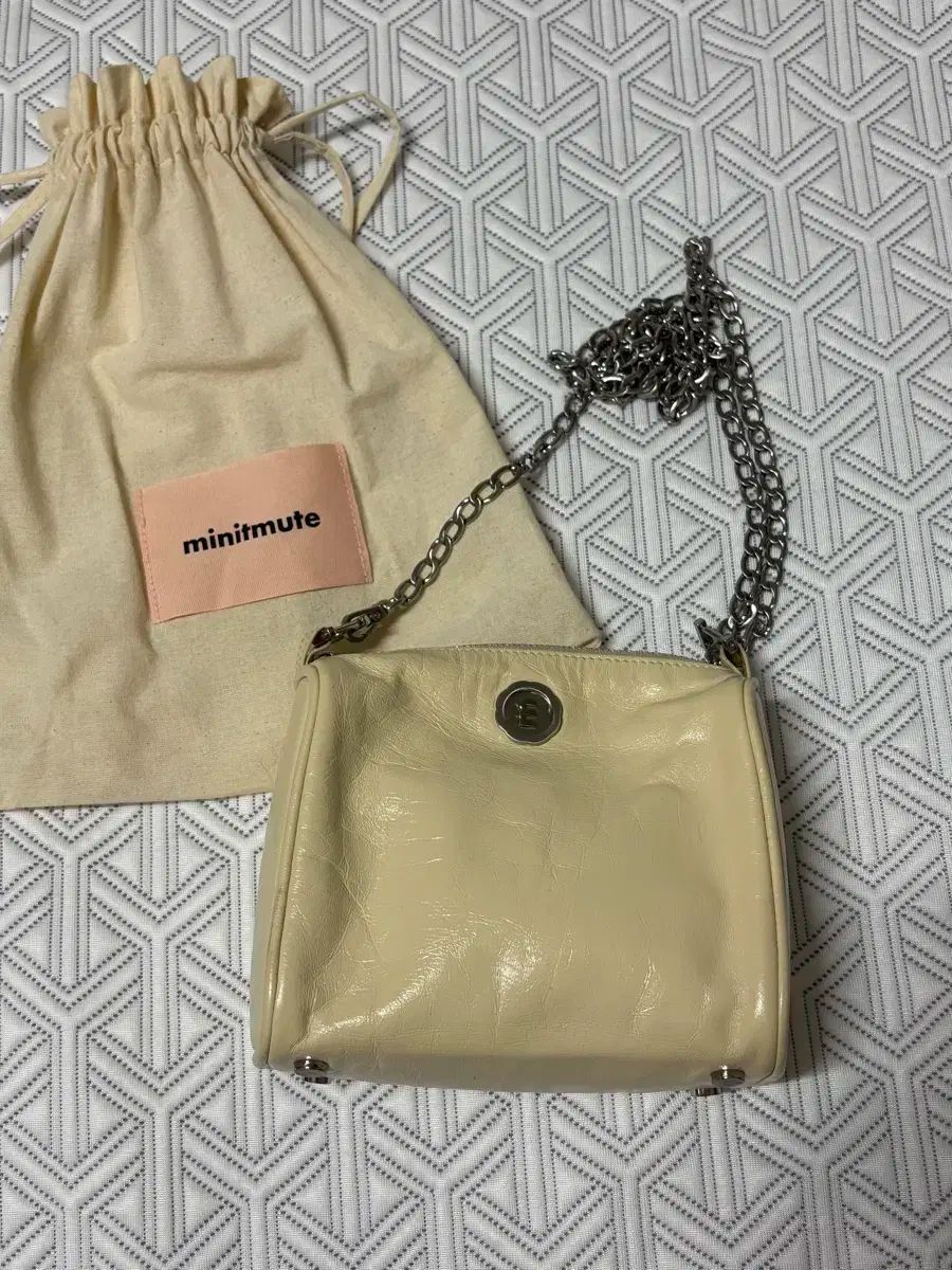 バッグ minitmute Brett Bag Mu Ivory minitmute Brett Bag Mu Ivory 10/24 ファッション MINITMUTE(ミニ
