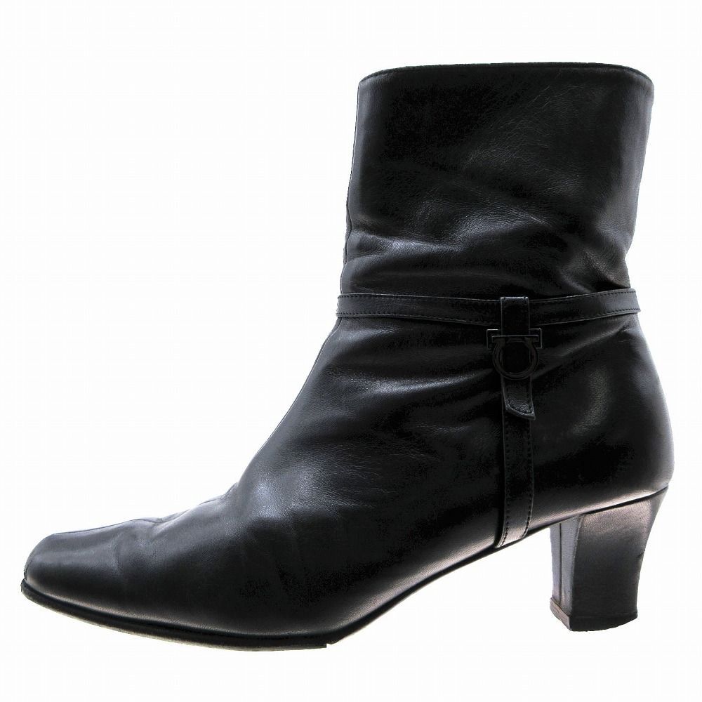 サルヴァトーレフェラガモ】ショートブーツガンチーニシルバー