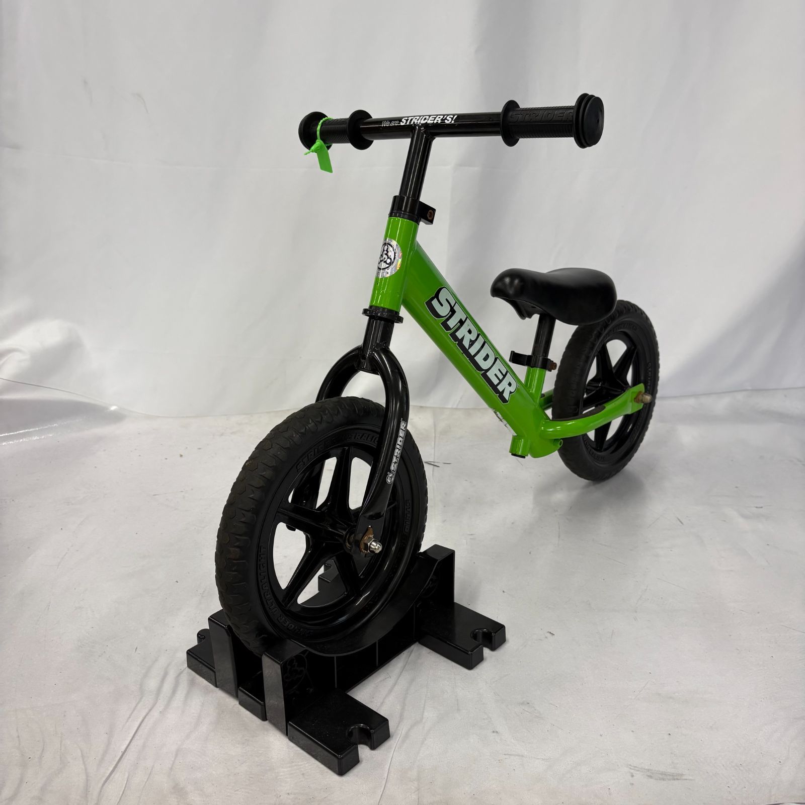 美品 室内メイン STRIDER ストライダー ST-J4 グリーン 緑 STRIDER ST-J4 ストライダー ライトグリーン 緑 - メルカリ