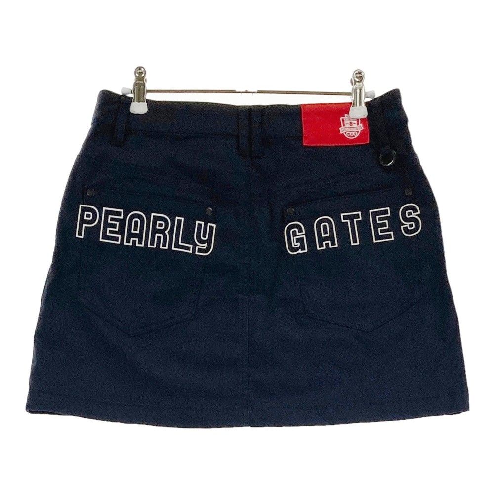 サイズ：1 PEARLY GATES パーリーゲイツ  バックプリント ストレッチスカート ロゴ柄 ネイビー系 [240101447984] ゴルフウェア レディース ストスト サイズ：1 PEARLY GATES パーリーゲイツ バックプリント
