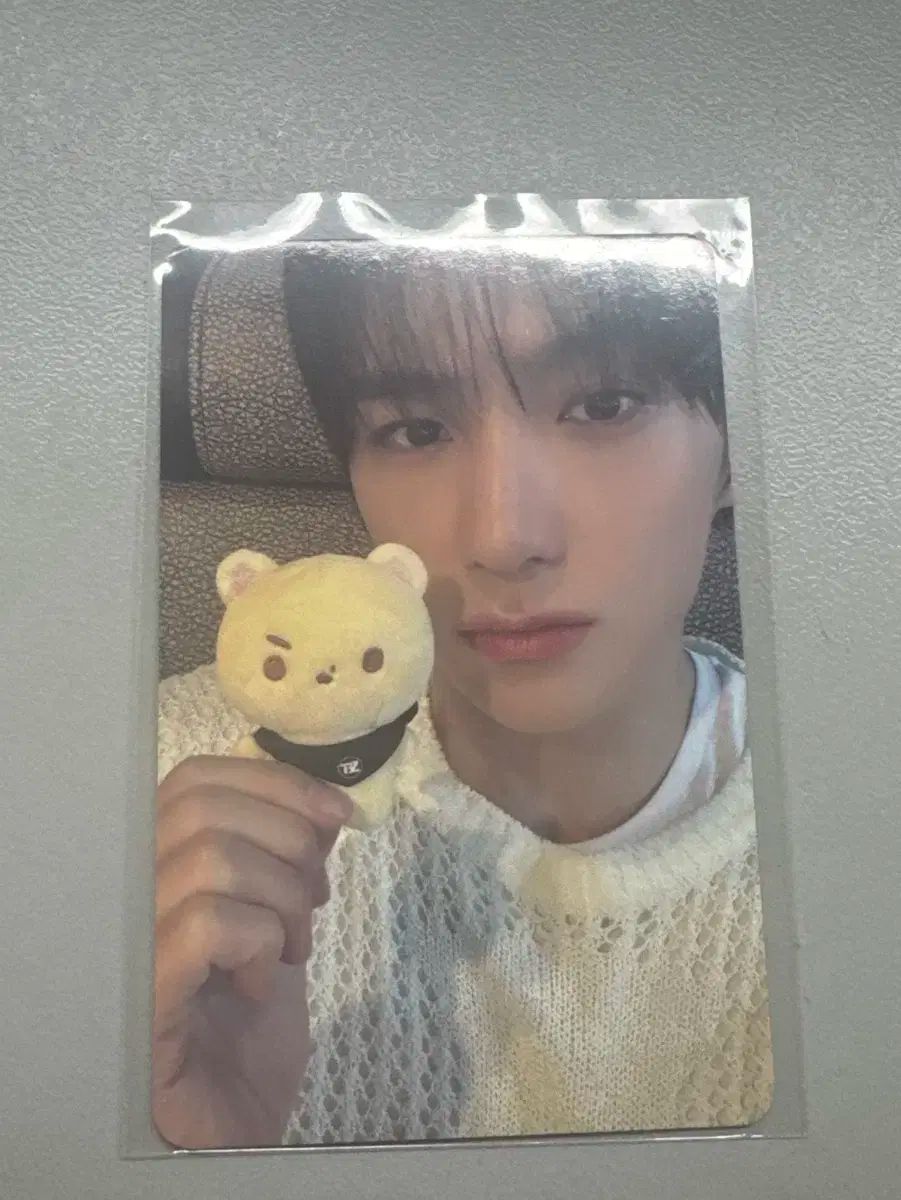 THE BOYZ(ザ・ボーイズ・ドボイズ) ヒョンジェ(HYUNJAE) 人形