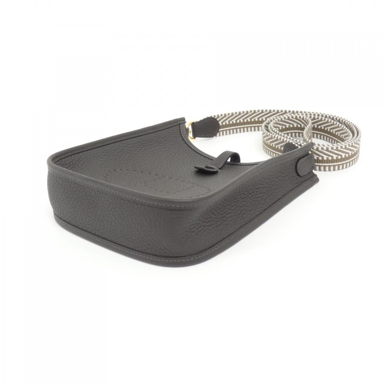 未使用品】エルメス CAVALE エヴリン アマゾン 16cm 060775CC  