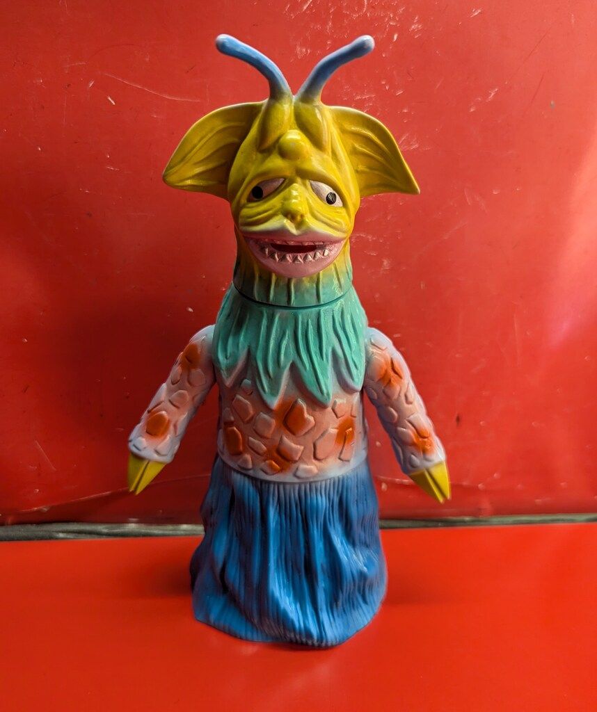 マーミット 世紀の大怪獣シリーズ ヤメタランス 藤色成型|黄-水色-赤-黄緑スプレー |世紀の大怪獣
