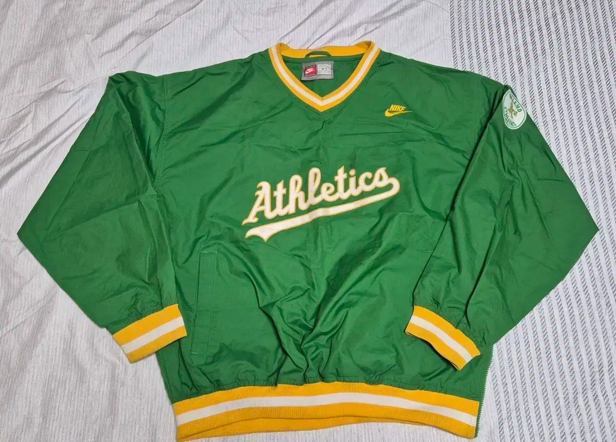 NIKE ナイキ MLB クーパーズタウン オークランド アスレチックス プルオーバー ウィンドブレーカー 野球ジャケット