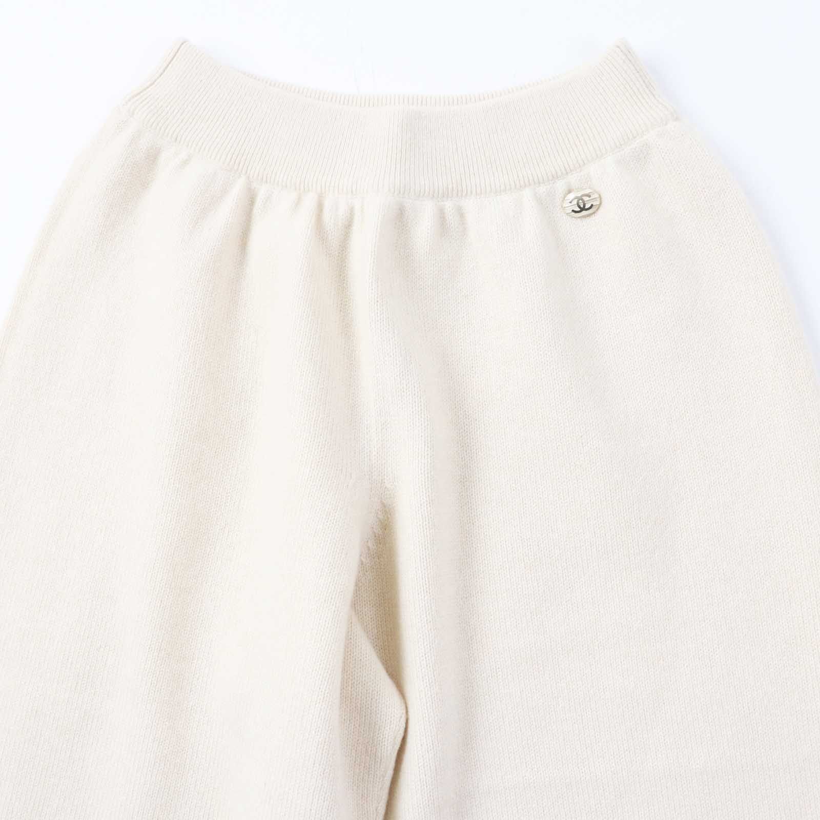 CHANEL カシミヤ100%パンツ　ワイドパンツ CHANEL カシミヤ100%パンツ ワイドパンツ