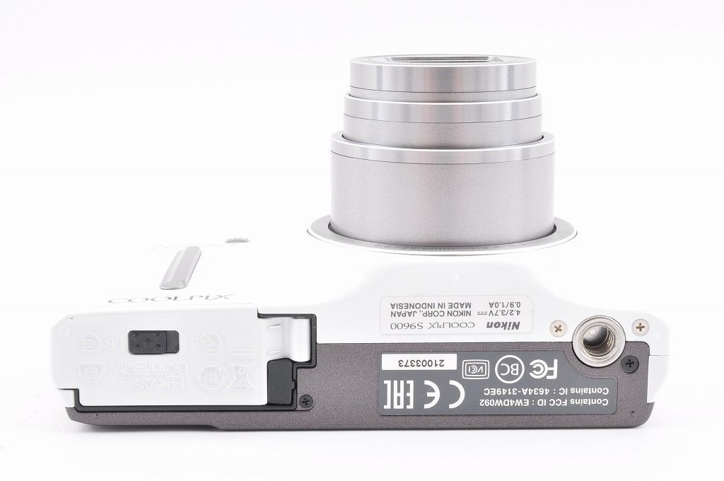 Nikon ニコン Coolpix S9600 ホワイト 16.0MP 光学22倍ズーム