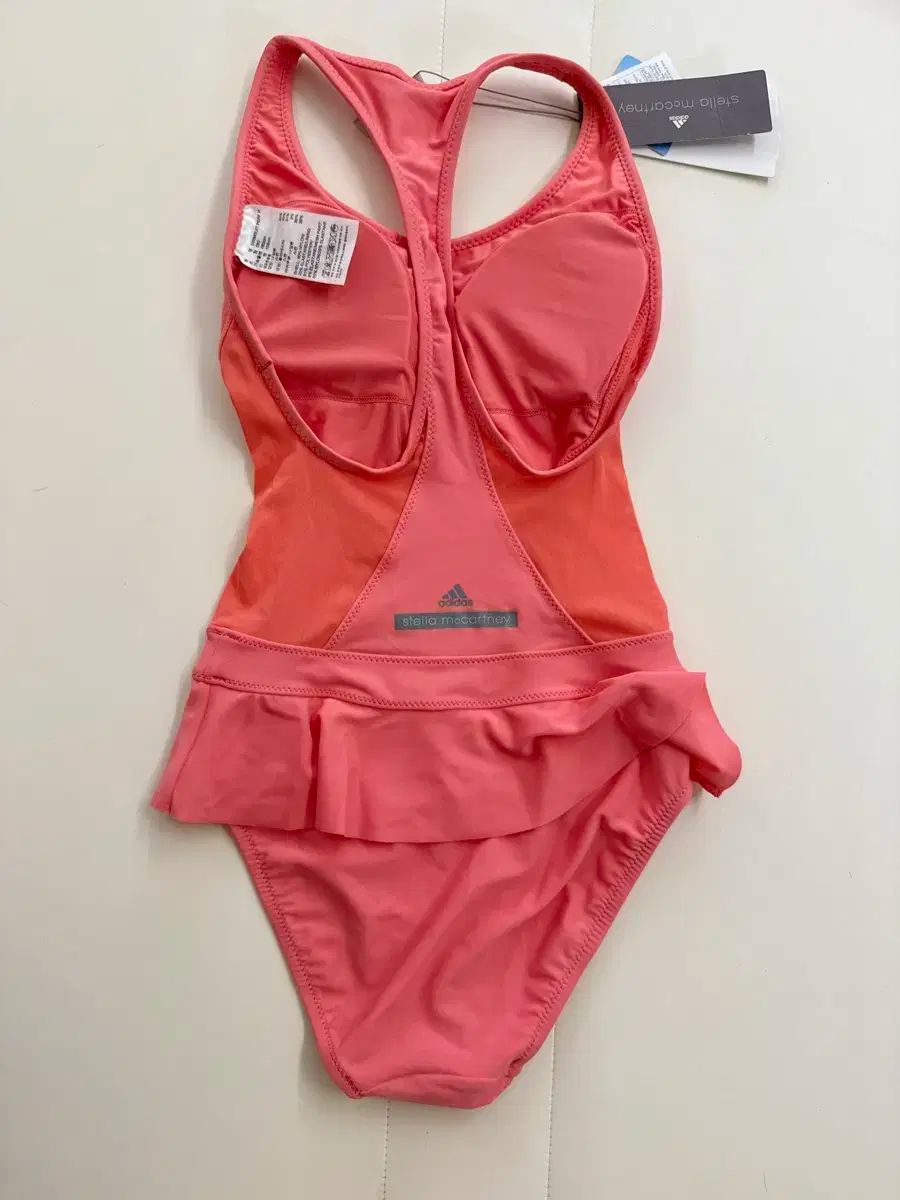 adidas(アディダス) ステラ マッカートニー 水着 新品 - メルカリ