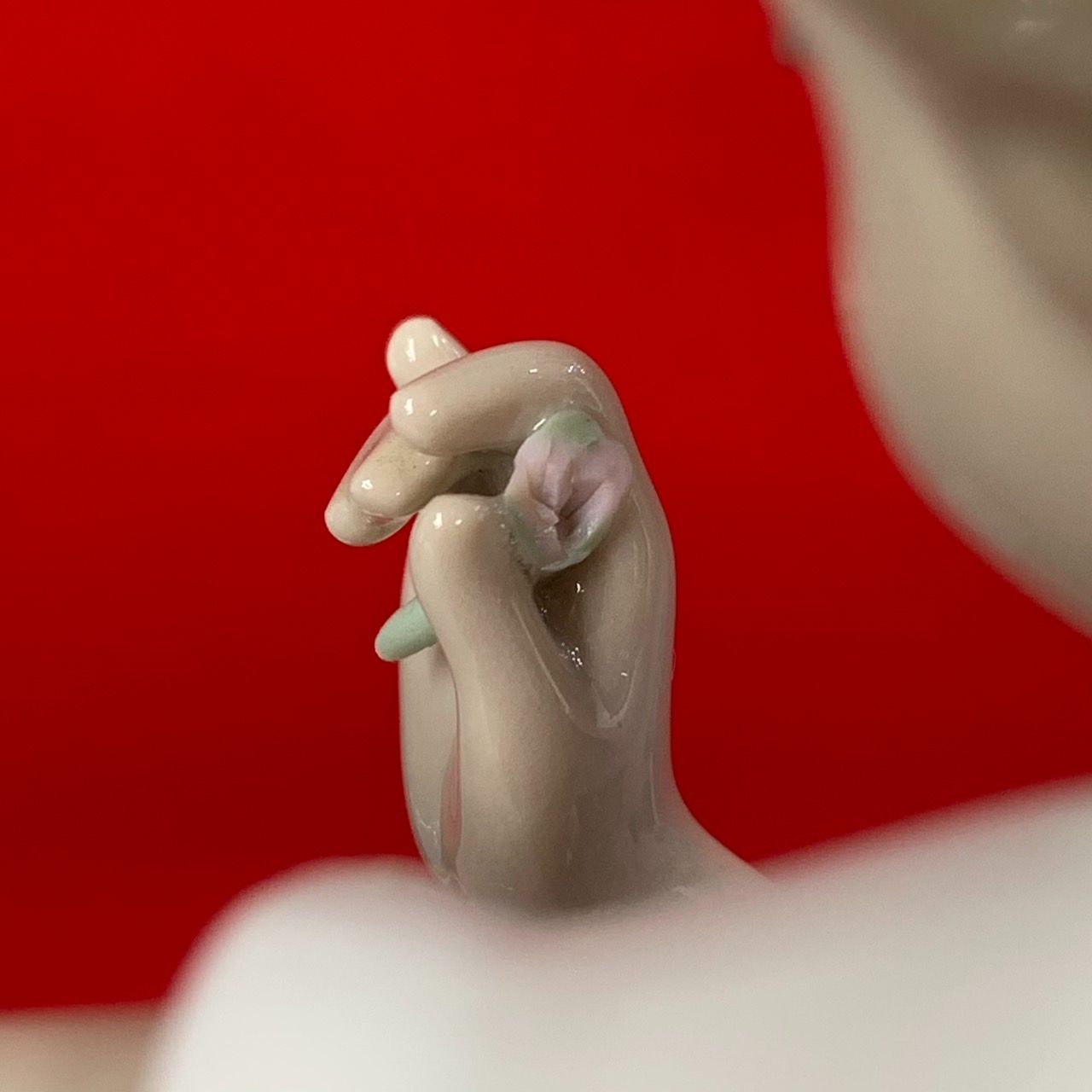 リヤドロ　陶器置物 リヤドロ LLADRO おめかししようね 6862 陶器 置物 フィギュリン