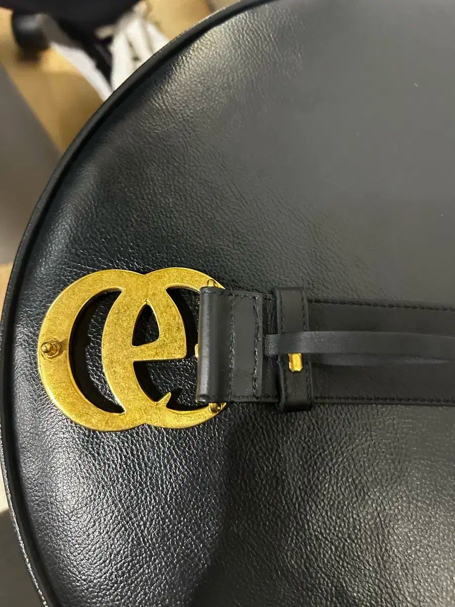 GUCCI グッチ