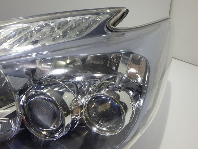 プリウス ヘッドライト 左右 LED ZVW30 前期 47-30 ニ