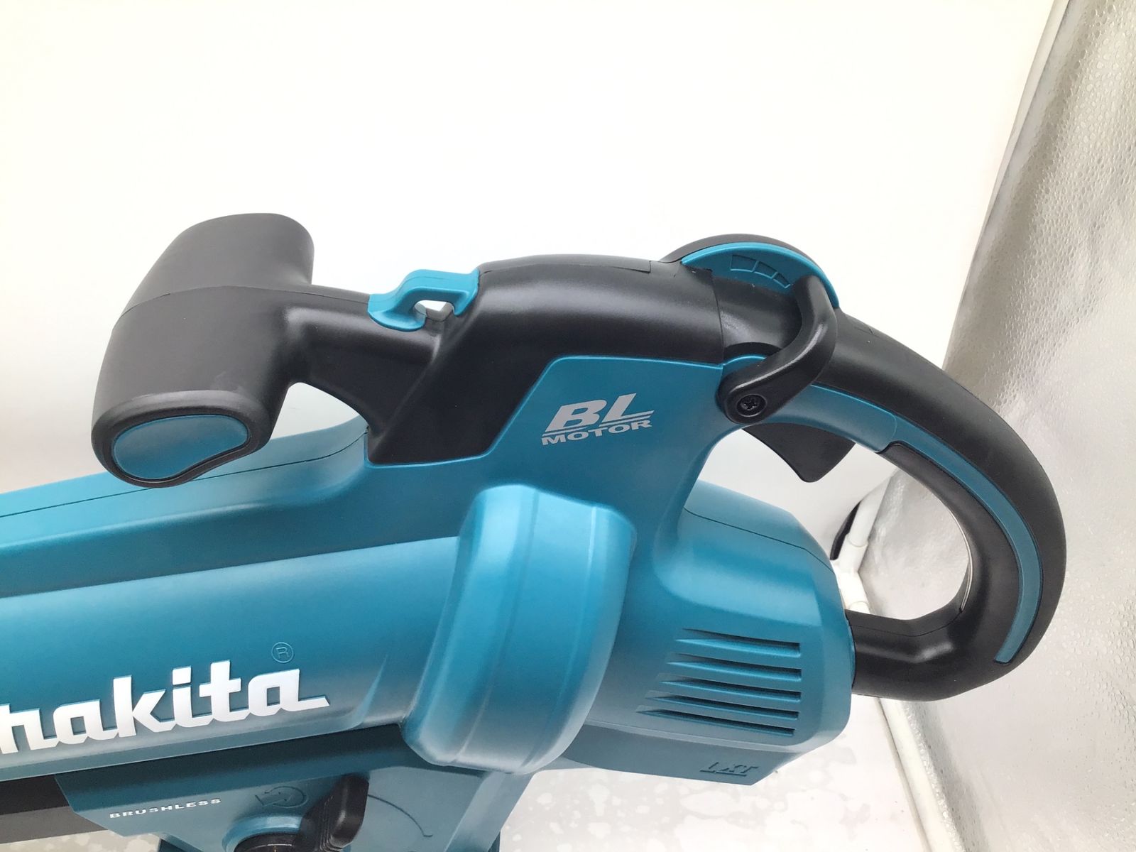 Makita|マキタ 18V充電式ブロワ集じん機 MUB187DZ 本体のみ ITL6W47VXFWG エコツール笠寺店 M02 WWW_KANDAIZUMI_COM