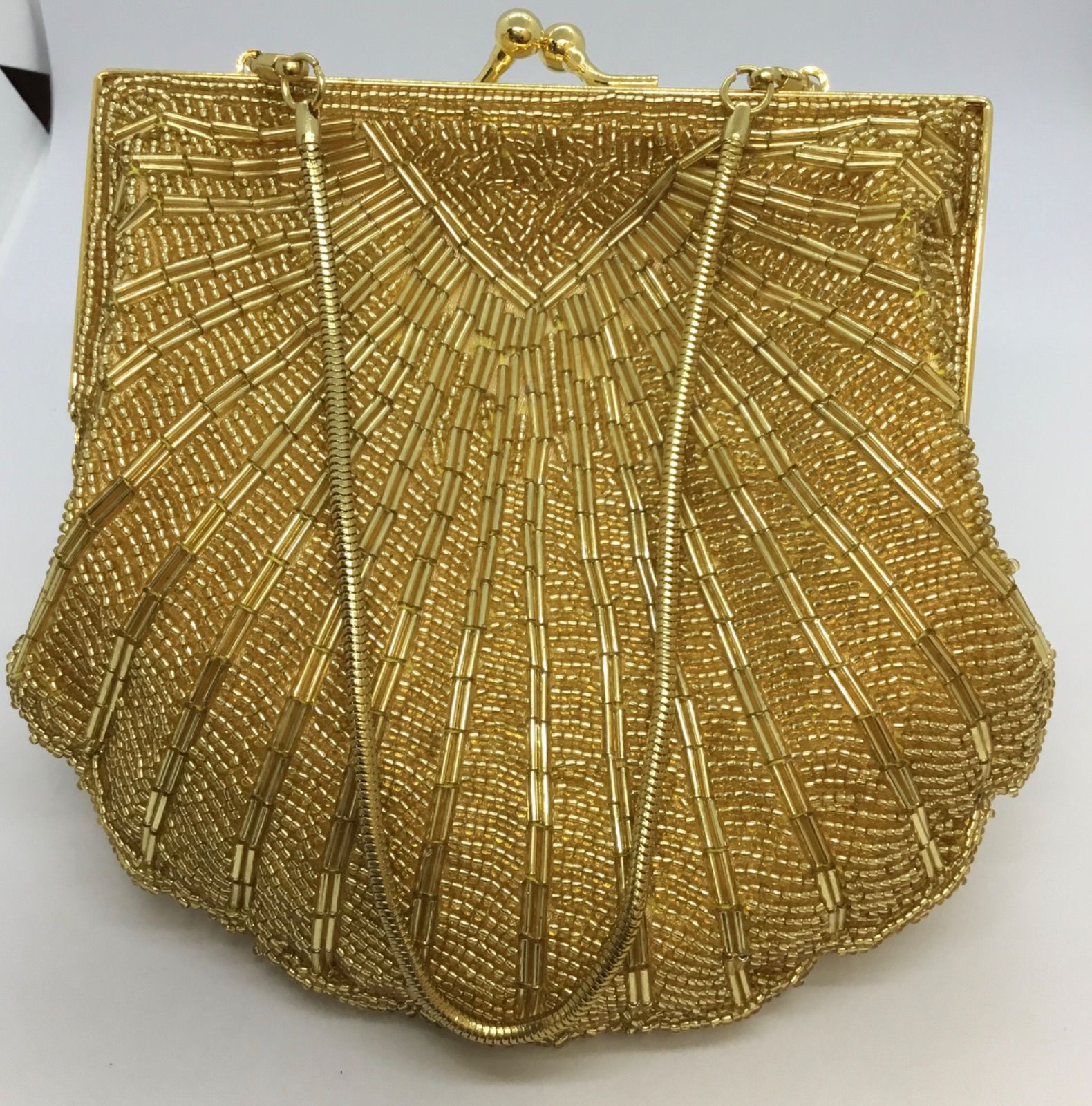激レア品✨アンティークバッグ　高級　ビーズバッグ　パーティーバッグ　ハンドバック シルバー レトロ ビーズ刺繡 パーティーバッグ 結婚式バッグ