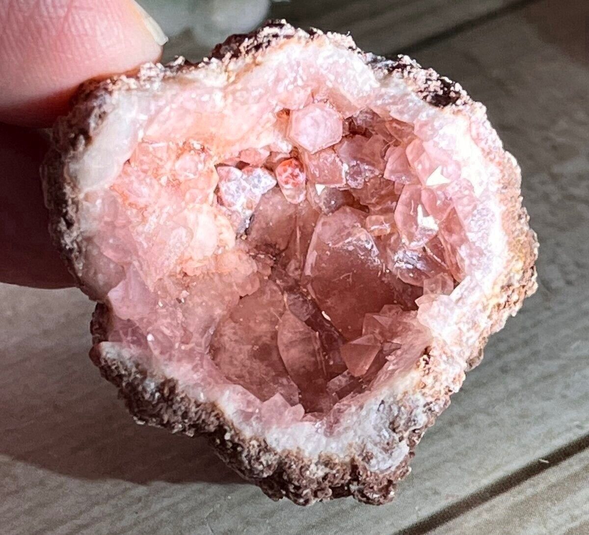 希少】 ピンクアメジスト✨クラスターラフストーンジオードカルサイト共生