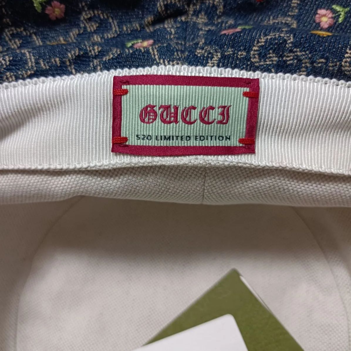 GUCCIグッチ BLOOMING LOVE GGデニム バケットハット 帽子 GUCCIグッチ BLOOMING LOVE GGデニム バケットハット 帽子