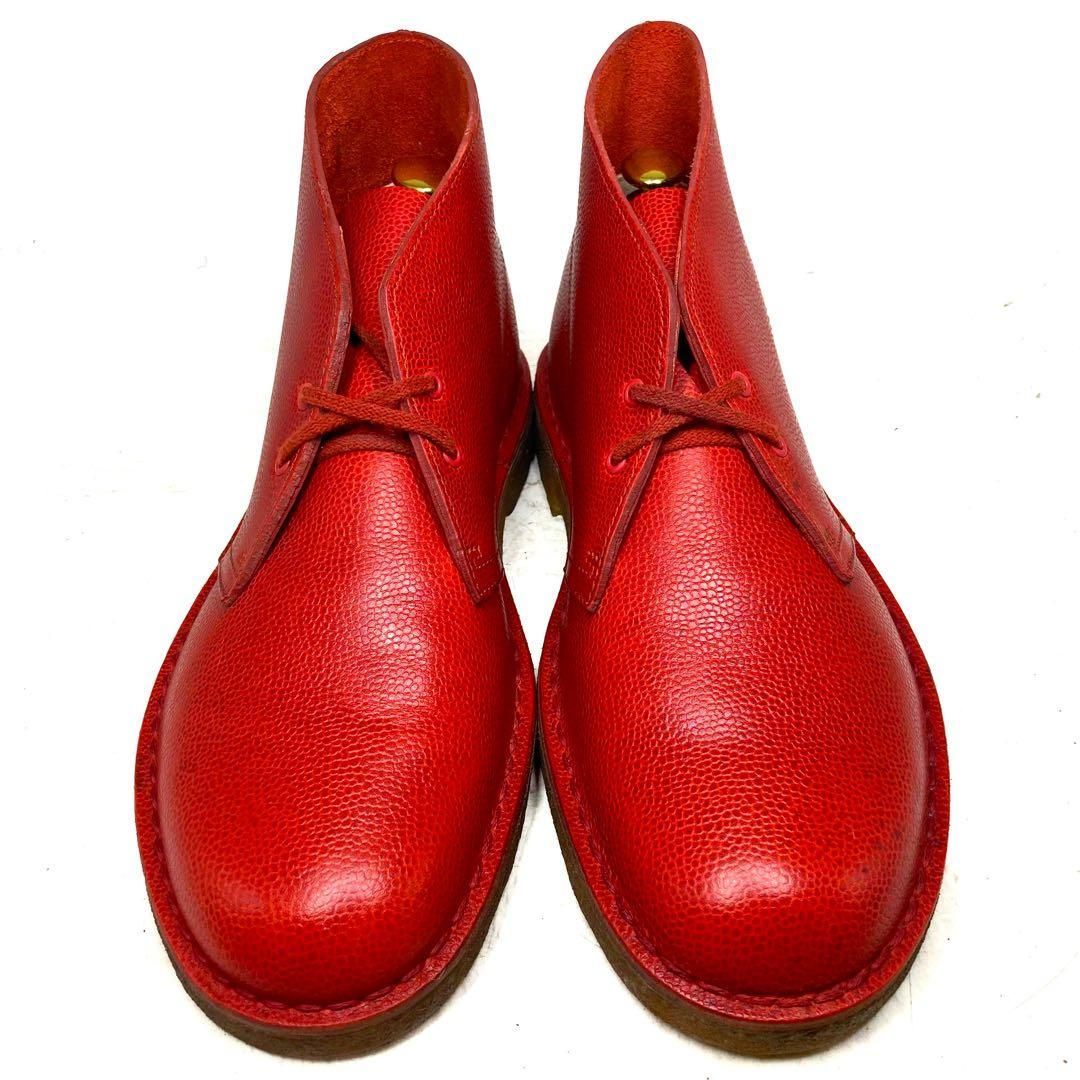 ほぼ♥ カラー Clarks クラークス レザーチャッカブーツ 赤 レッド 26.5cm