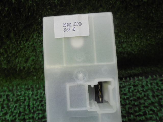 9FI1532 IQ4 日産 エクストレイル DNT31 前期型 20GT 運転席