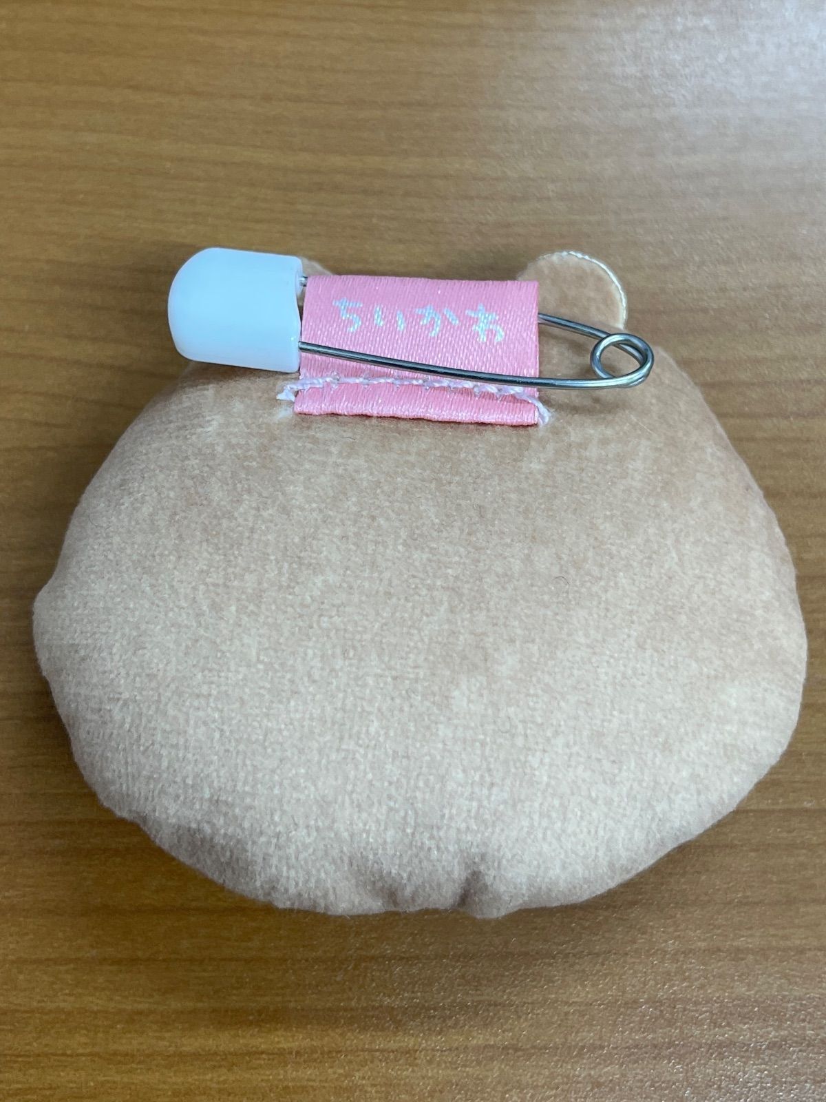 状態A 非売品 ちいかわ なかよしぬいぐるみバッジ 日焼け ちい