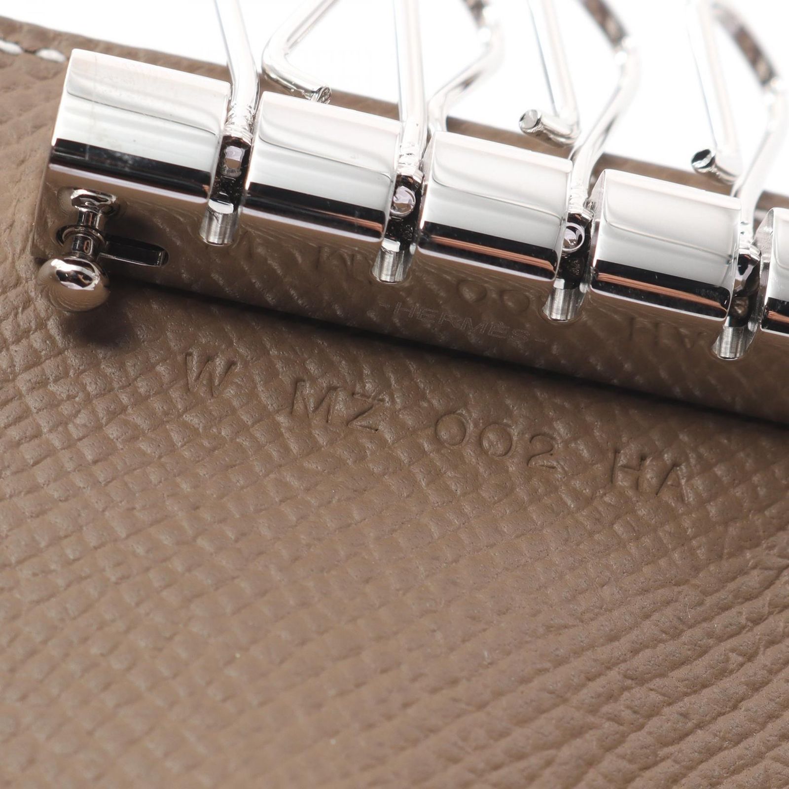 エルメス HERMES キーケース ベアン エトゥープ W刻 エトゥープ