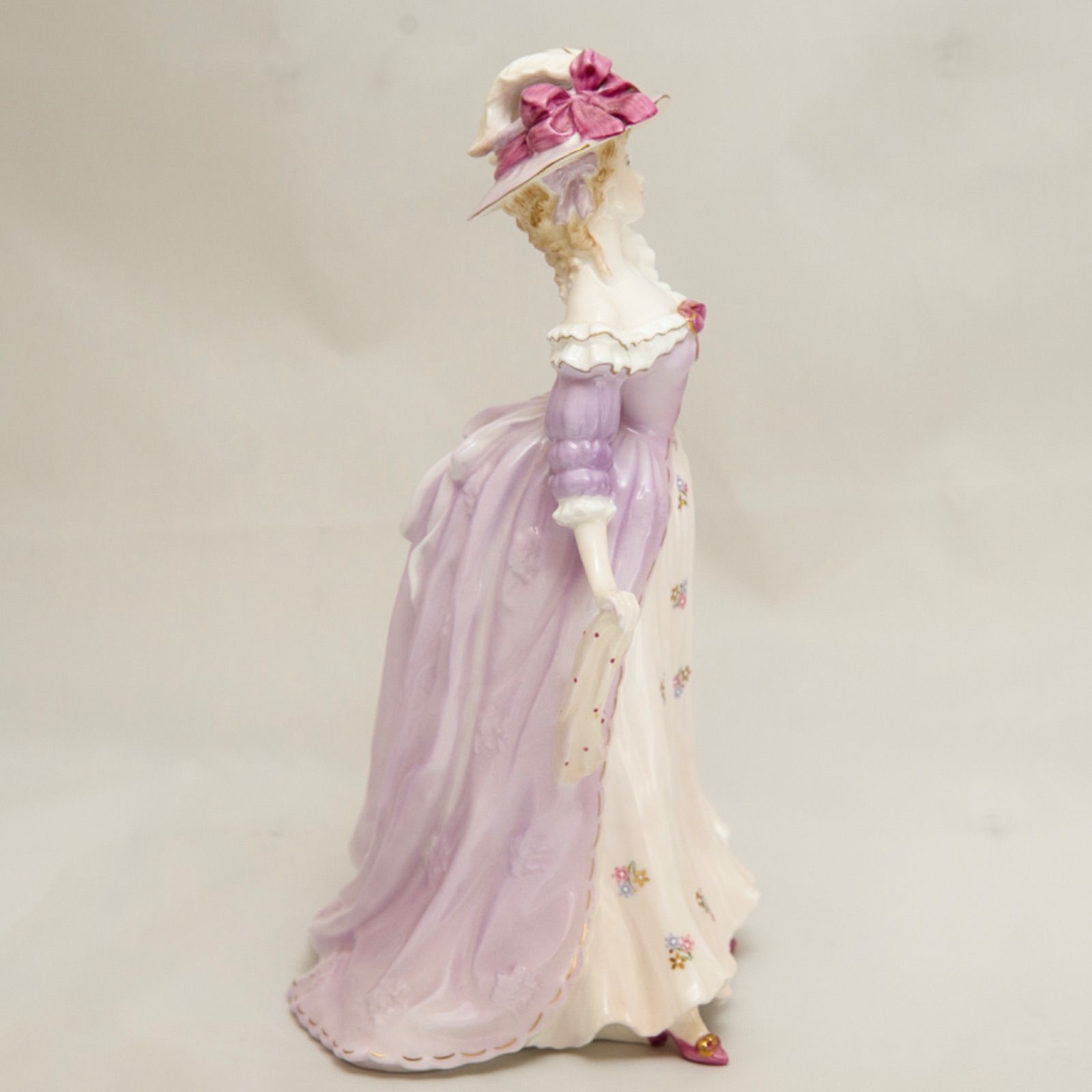 500体限定:コールポート製フィギュリン