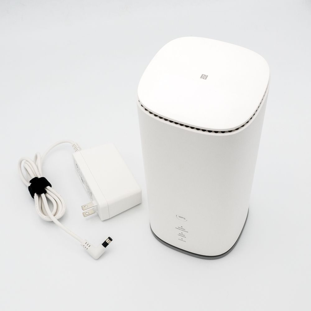 中古品』UQWiMAX Speed Wi-Fi HOME 5G L13 ZTE ZTR02 ホーム